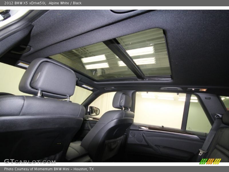 Alpine White / Black 2012 BMW X5 xDrive50i