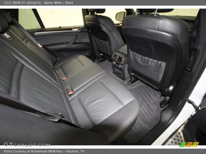 Alpine White / Black 2012 BMW X5 xDrive50i