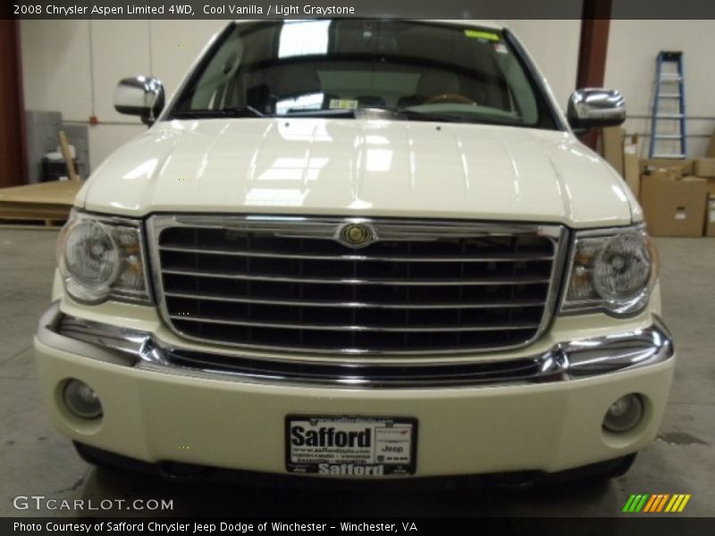 Cool Vanilla / Light Graystone 2008 Chrysler Aspen Limited 4WD