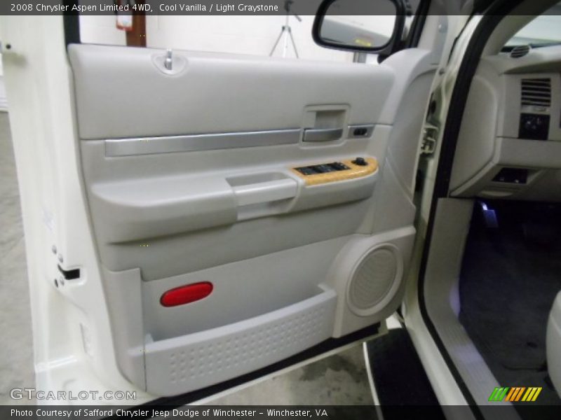 Cool Vanilla / Light Graystone 2008 Chrysler Aspen Limited 4WD