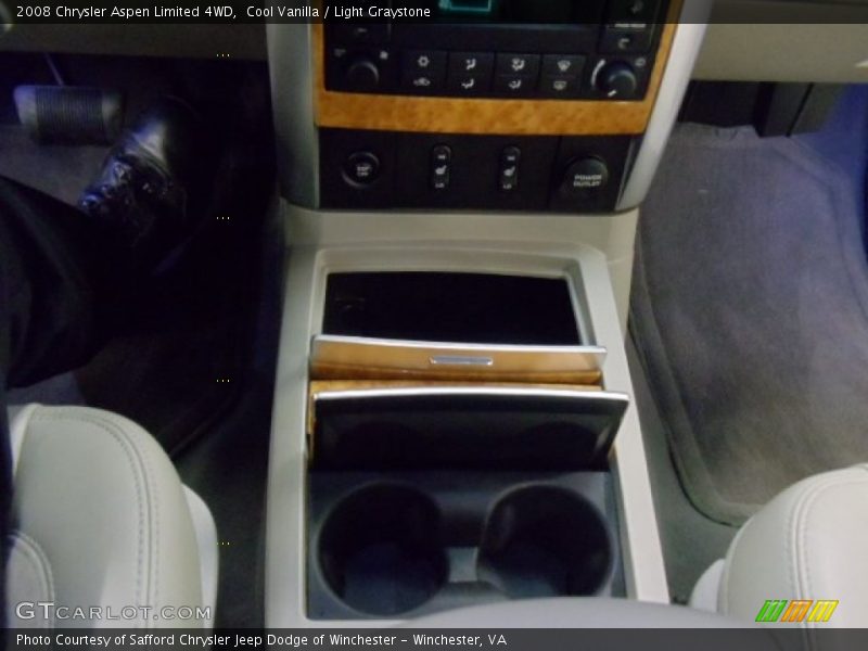 Cool Vanilla / Light Graystone 2008 Chrysler Aspen Limited 4WD