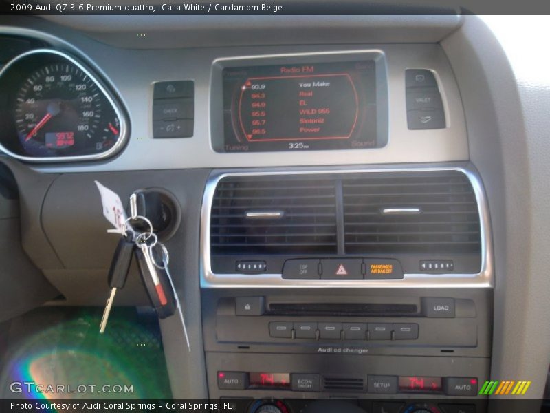 Calla White / Cardamom Beige 2009 Audi Q7 3.6 Premium quattro