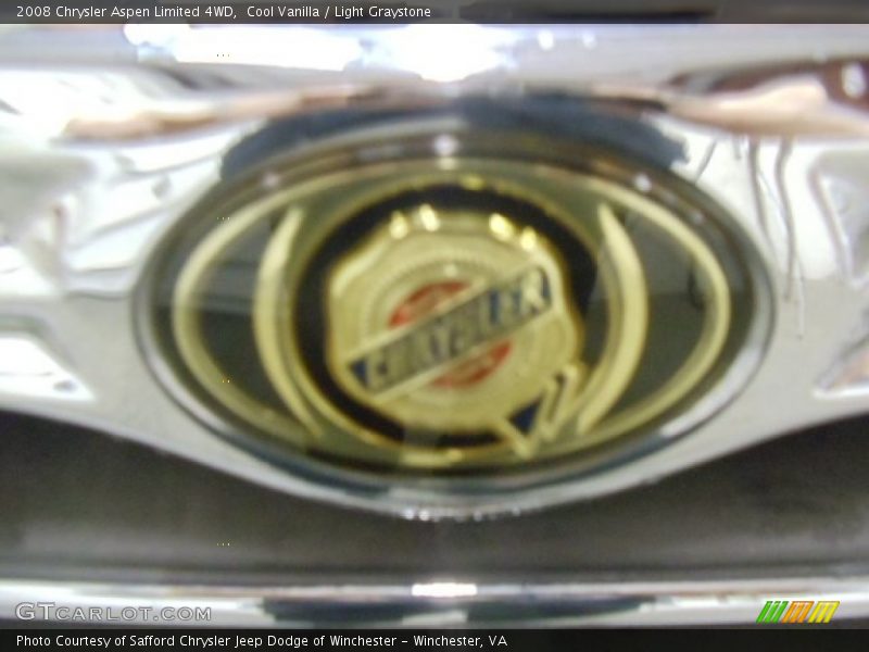 Cool Vanilla / Light Graystone 2008 Chrysler Aspen Limited 4WD