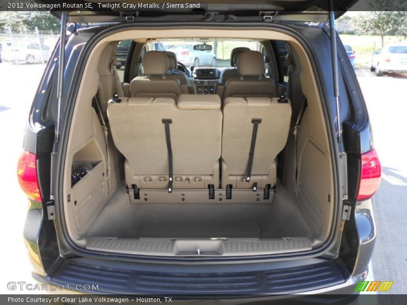 Twilight Gray Metallic / Sierra Sand 2012 Volkswagen Routan SE