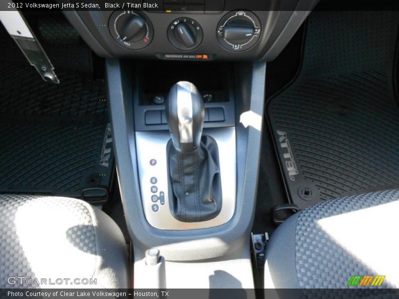 Black / Titan Black 2012 Volkswagen Jetta S Sedan