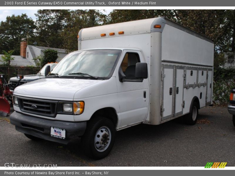 Oxford White / Medium Flint 2003 Ford E Series Cutaway E450 Commercial Utility Truck
