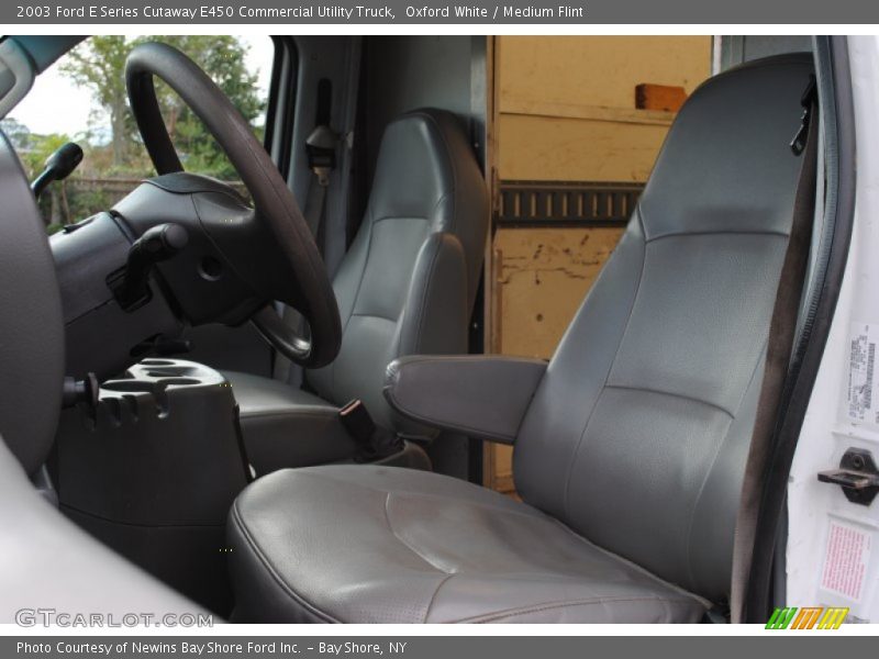 Oxford White / Medium Flint 2003 Ford E Series Cutaway E450 Commercial Utility Truck
