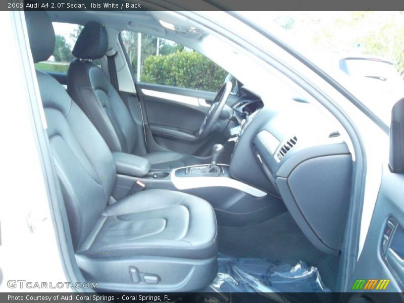 Ibis White / Black 2009 Audi A4 2.0T Sedan