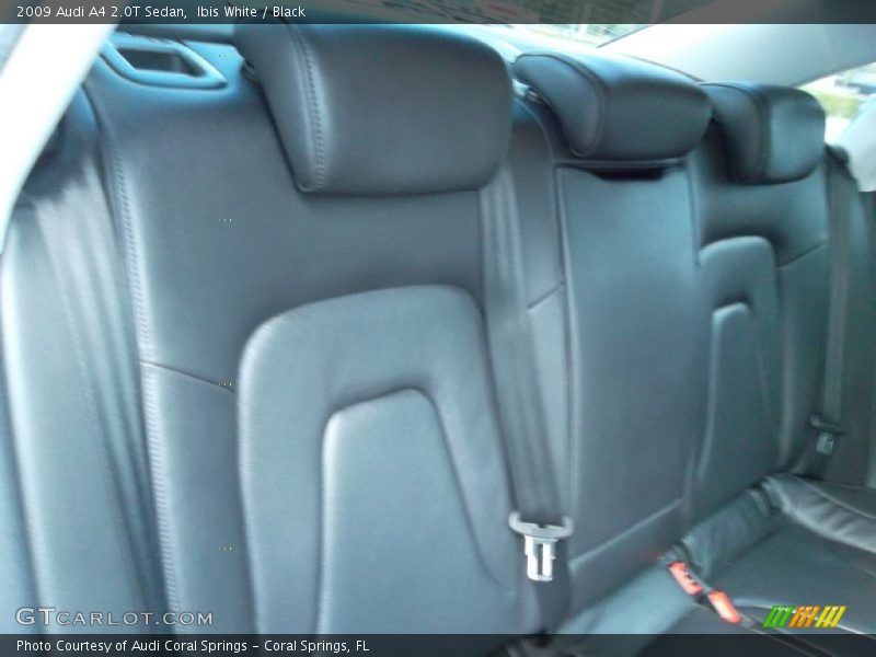 Ibis White / Black 2009 Audi A4 2.0T Sedan