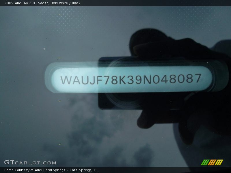 Ibis White / Black 2009 Audi A4 2.0T Sedan