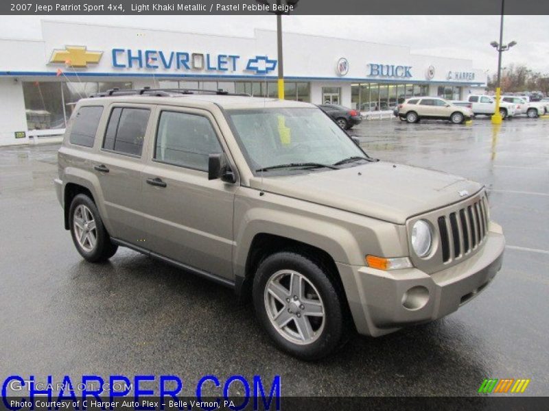 Light Khaki Metallic / Pastel Pebble Beige 2007 Jeep Patriot Sport 4x4