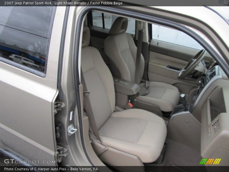 Light Khaki Metallic / Pastel Pebble Beige 2007 Jeep Patriot Sport 4x4