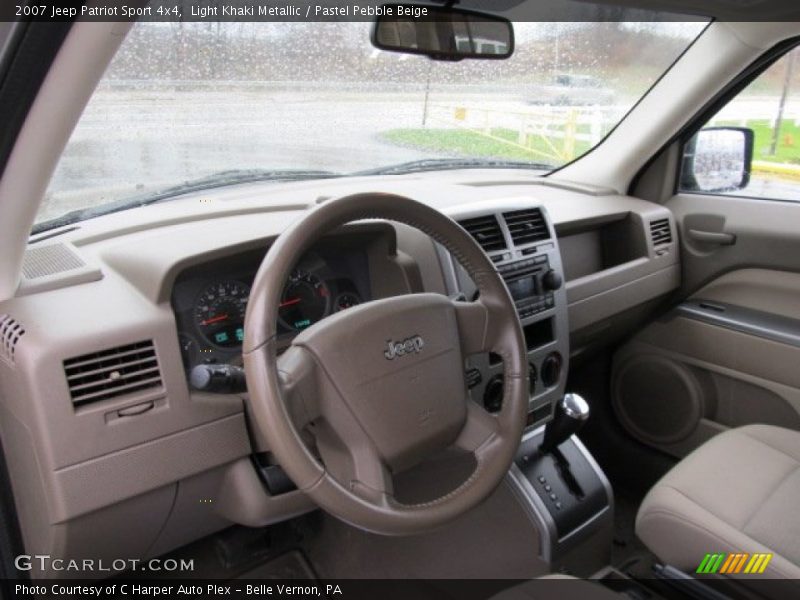 Light Khaki Metallic / Pastel Pebble Beige 2007 Jeep Patriot Sport 4x4