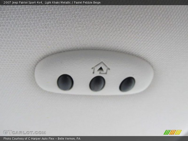 Light Khaki Metallic / Pastel Pebble Beige 2007 Jeep Patriot Sport 4x4