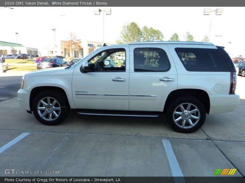 White Diamond Tricoat / Ebony 2010 GMC Yukon Denali
