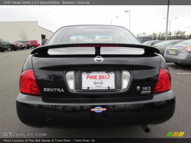 Blackout / Charcoal 2005 Nissan Sentra 1.8 S Special Edition