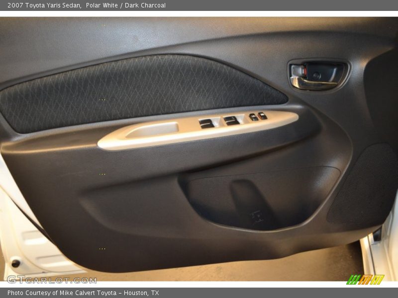 Polar White / Dark Charcoal 2007 Toyota Yaris Sedan