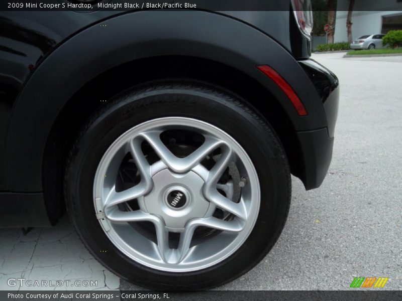 Midnight Black / Black/Pacific Blue 2009 Mini Cooper S Hardtop