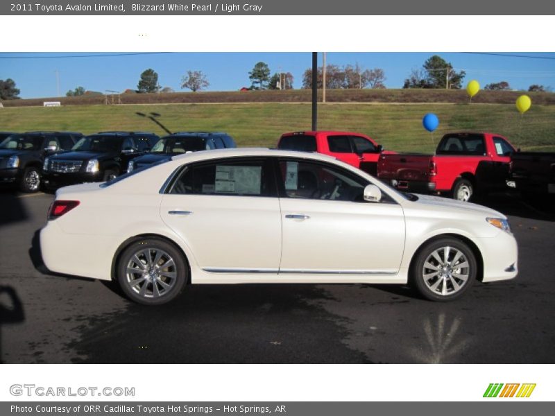 Blizzard White Pearl / Light Gray 2011 Toyota Avalon Limited