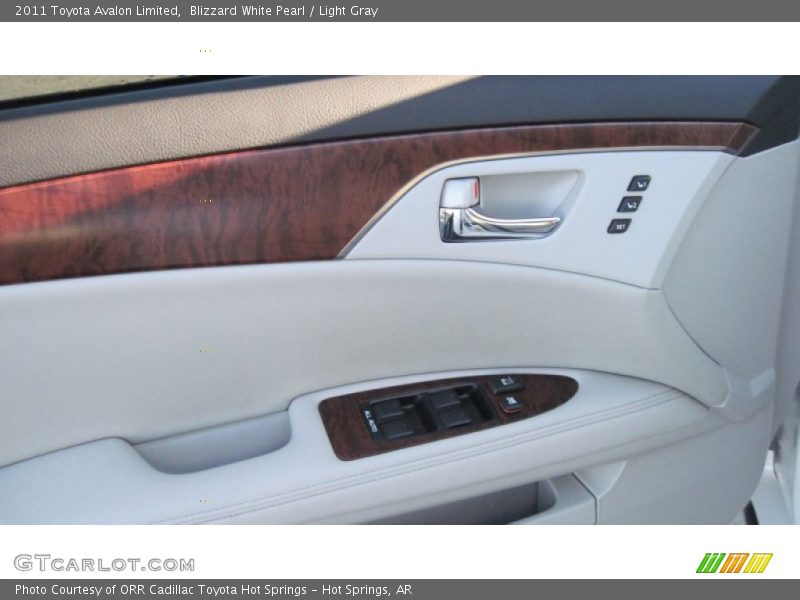 Blizzard White Pearl / Light Gray 2011 Toyota Avalon Limited