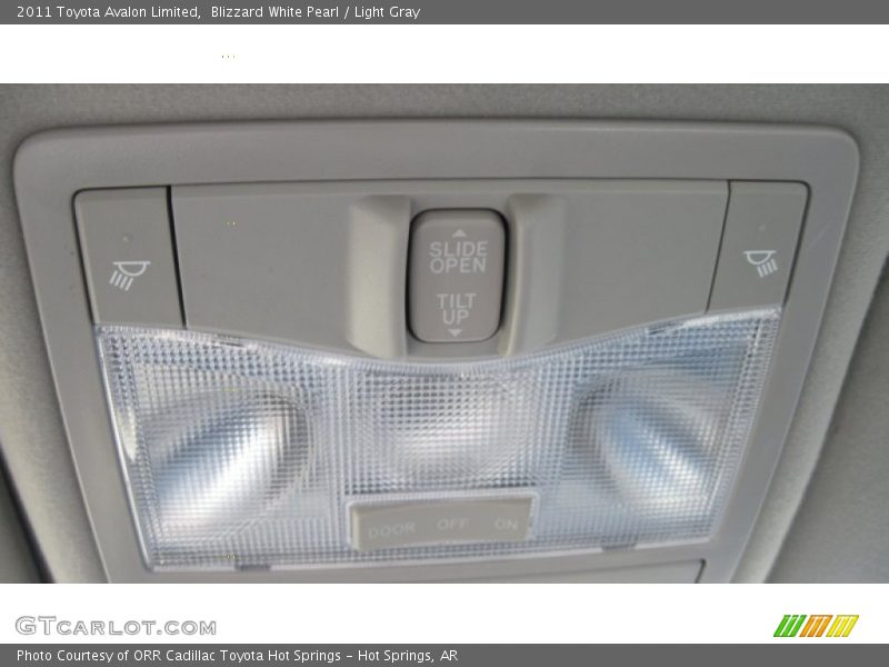 Blizzard White Pearl / Light Gray 2011 Toyota Avalon Limited