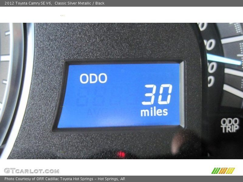 Classic Silver Metallic / Black 2012 Toyota Camry SE V6