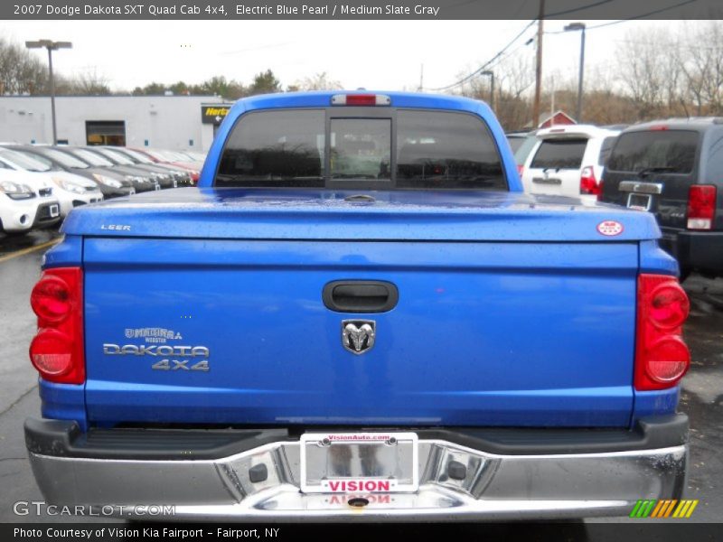 Electric Blue Pearl / Medium Slate Gray 2007 Dodge Dakota SXT Quad Cab 4x4
