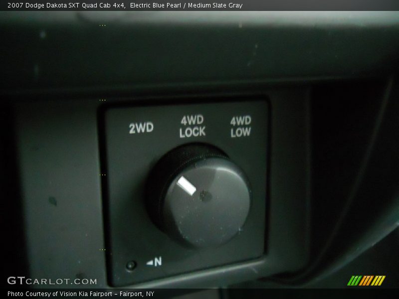 Electric Blue Pearl / Medium Slate Gray 2007 Dodge Dakota SXT Quad Cab 4x4
