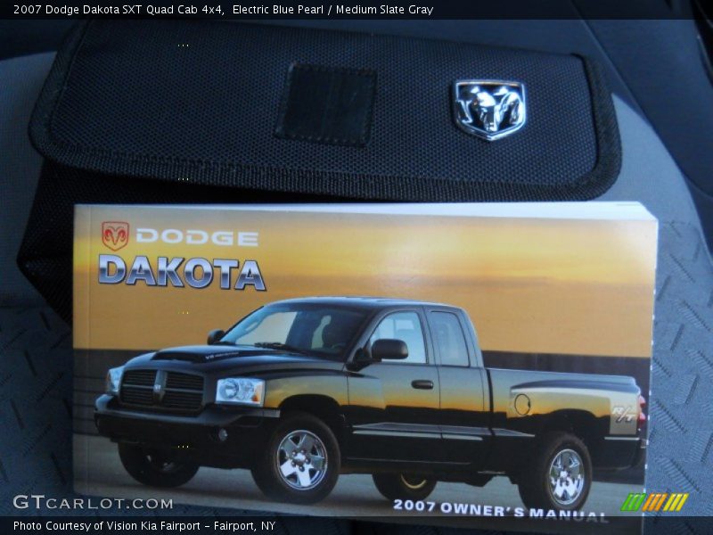 Electric Blue Pearl / Medium Slate Gray 2007 Dodge Dakota SXT Quad Cab 4x4