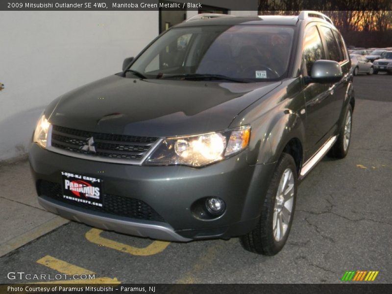 Manitoba Green Metallic / Black 2009 Mitsubishi Outlander SE 4WD