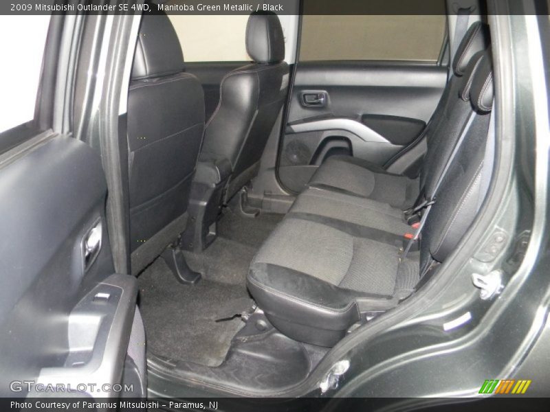 Manitoba Green Metallic / Black 2009 Mitsubishi Outlander SE 4WD