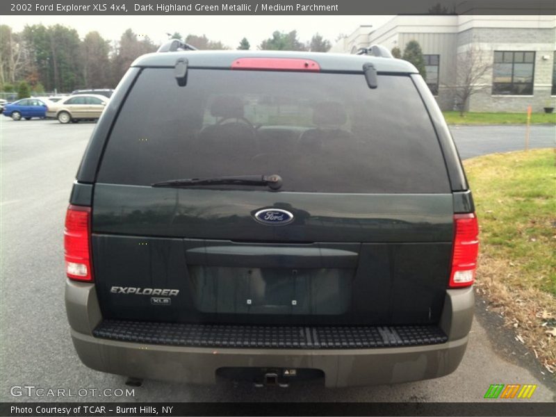 Dark Highland Green Metallic / Medium Parchment 2002 Ford Explorer XLS 4x4