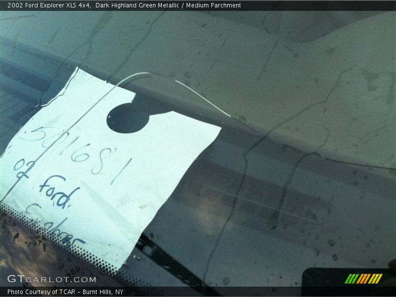 Dark Highland Green Metallic / Medium Parchment 2002 Ford Explorer XLS 4x4