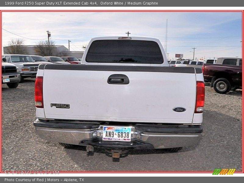 Oxford White / Medium Graphite 1999 Ford F250 Super Duty XLT Extended Cab 4x4