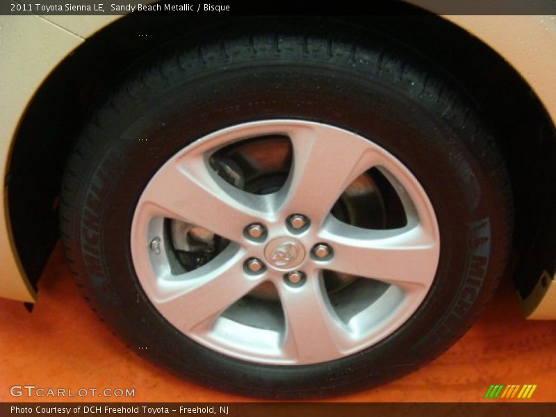 Sandy Beach Metallic / Bisque 2011 Toyota Sienna LE