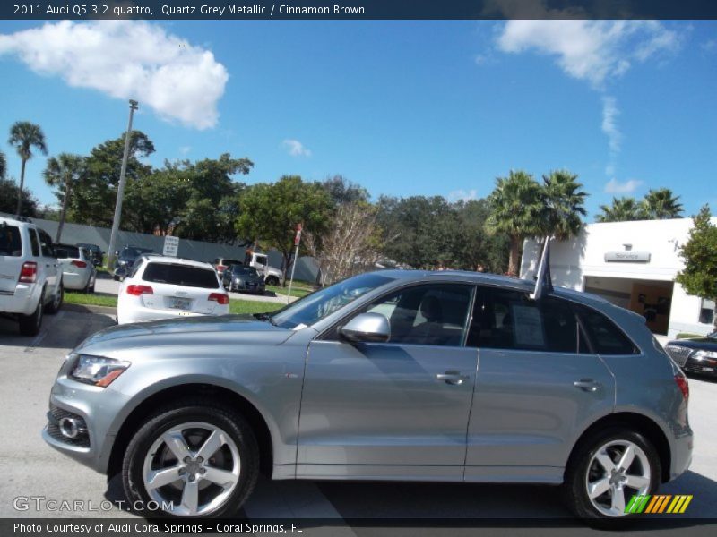 Quartz Grey Metallic / Cinnamon Brown 2011 Audi Q5 3.2 quattro