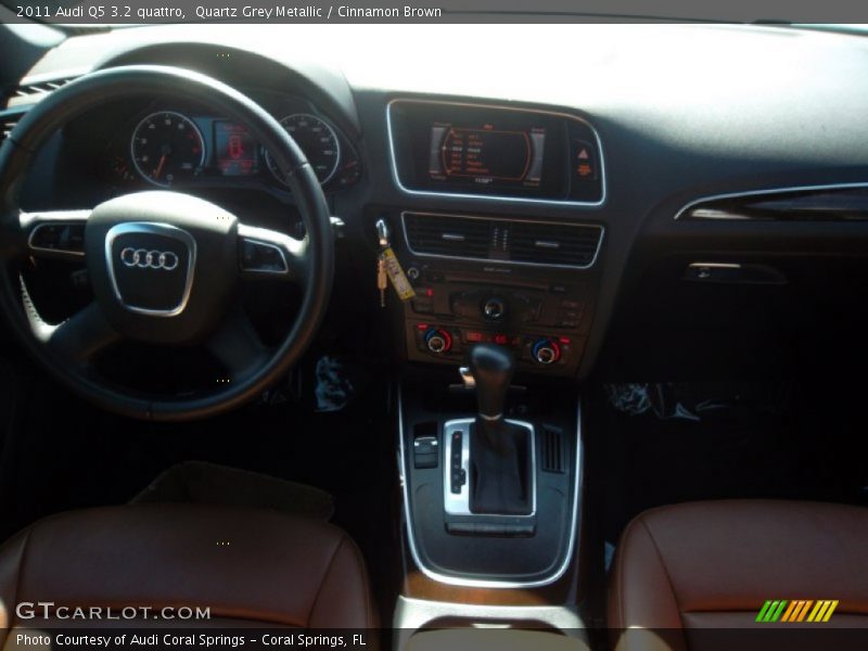 Quartz Grey Metallic / Cinnamon Brown 2011 Audi Q5 3.2 quattro