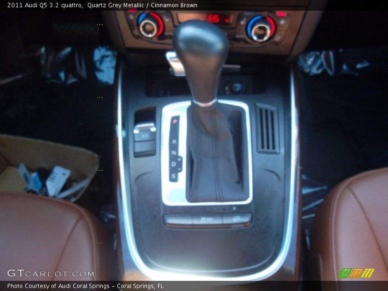 Quartz Grey Metallic / Cinnamon Brown 2011 Audi Q5 3.2 quattro