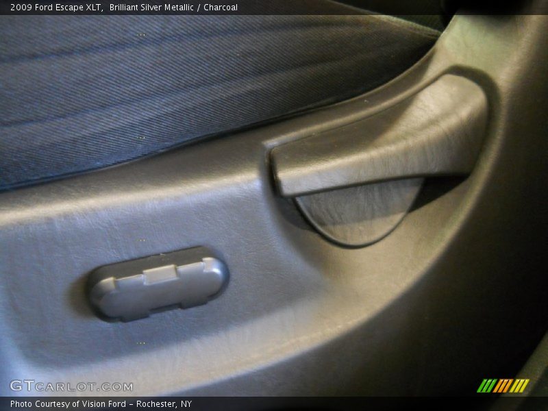 Brilliant Silver Metallic / Charcoal 2009 Ford Escape XLT