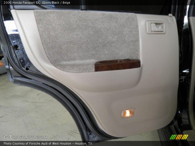 Ebony Black / Beige 2000 Honda Passport EX