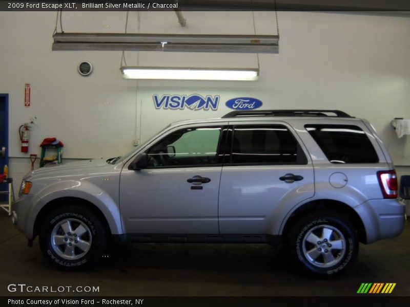 Brilliant Silver Metallic / Charcoal 2009 Ford Escape XLT