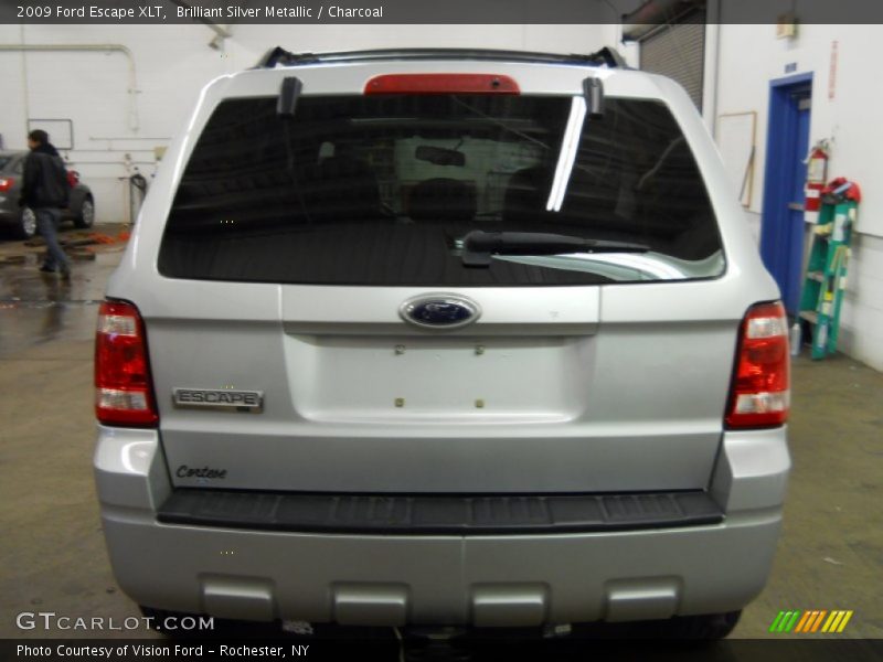 Brilliant Silver Metallic / Charcoal 2009 Ford Escape XLT
