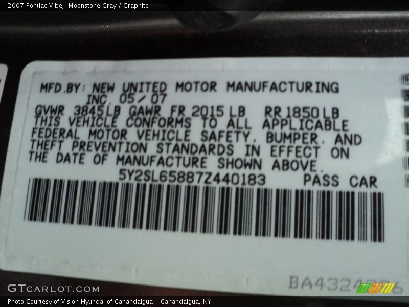 Moonstone Gray / Graphite 2007 Pontiac Vibe