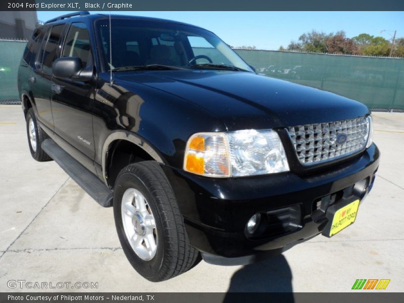 Black / Graphite 2004 Ford Explorer XLT