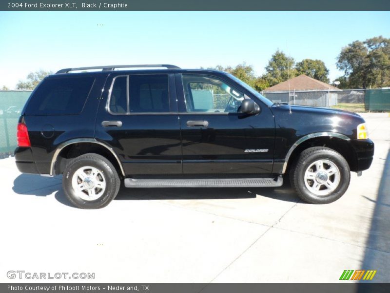 Black / Graphite 2004 Ford Explorer XLT
