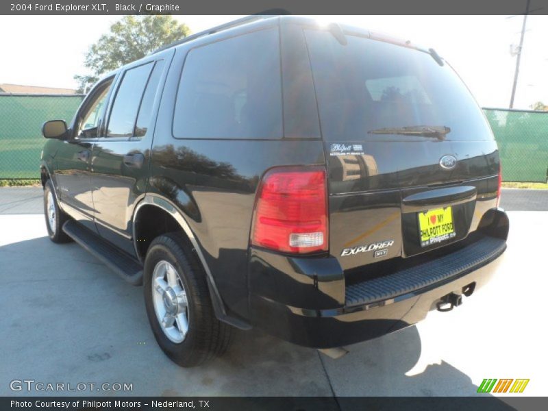 Black / Graphite 2004 Ford Explorer XLT