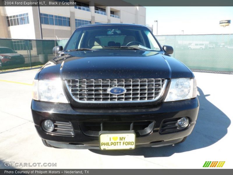 Black / Graphite 2004 Ford Explorer XLT