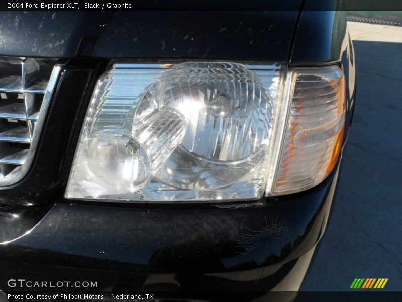 Black / Graphite 2004 Ford Explorer XLT