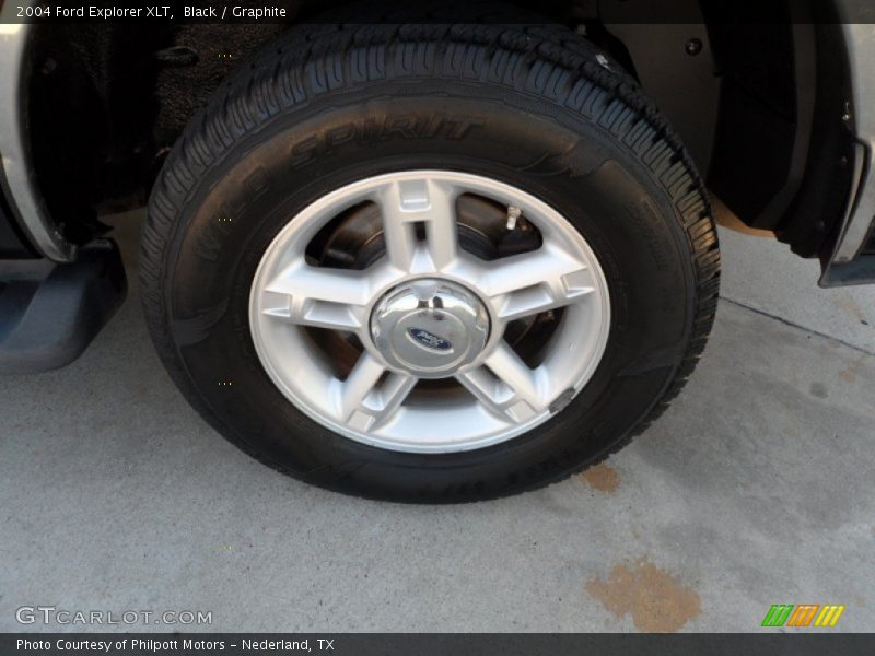 Black / Graphite 2004 Ford Explorer XLT