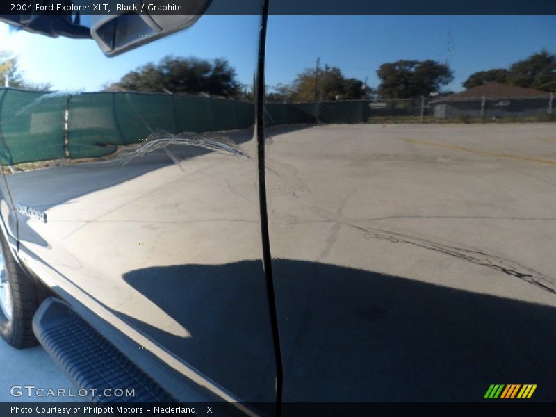 Black / Graphite 2004 Ford Explorer XLT